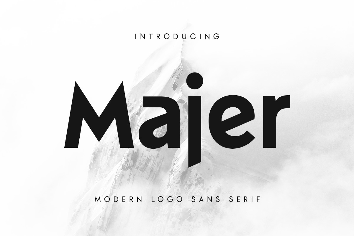 Шрифт Majer